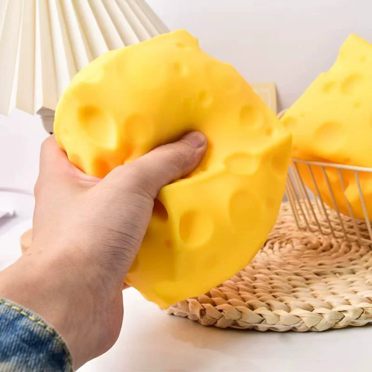 Kaas-stressbal, zacht knijpspe - Food & Snacks Pdf recensie en prijs